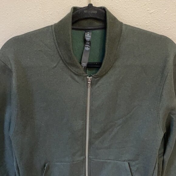LULULEMON Men’s Olive Green Full Zip Jacket - Picture 3 of 9